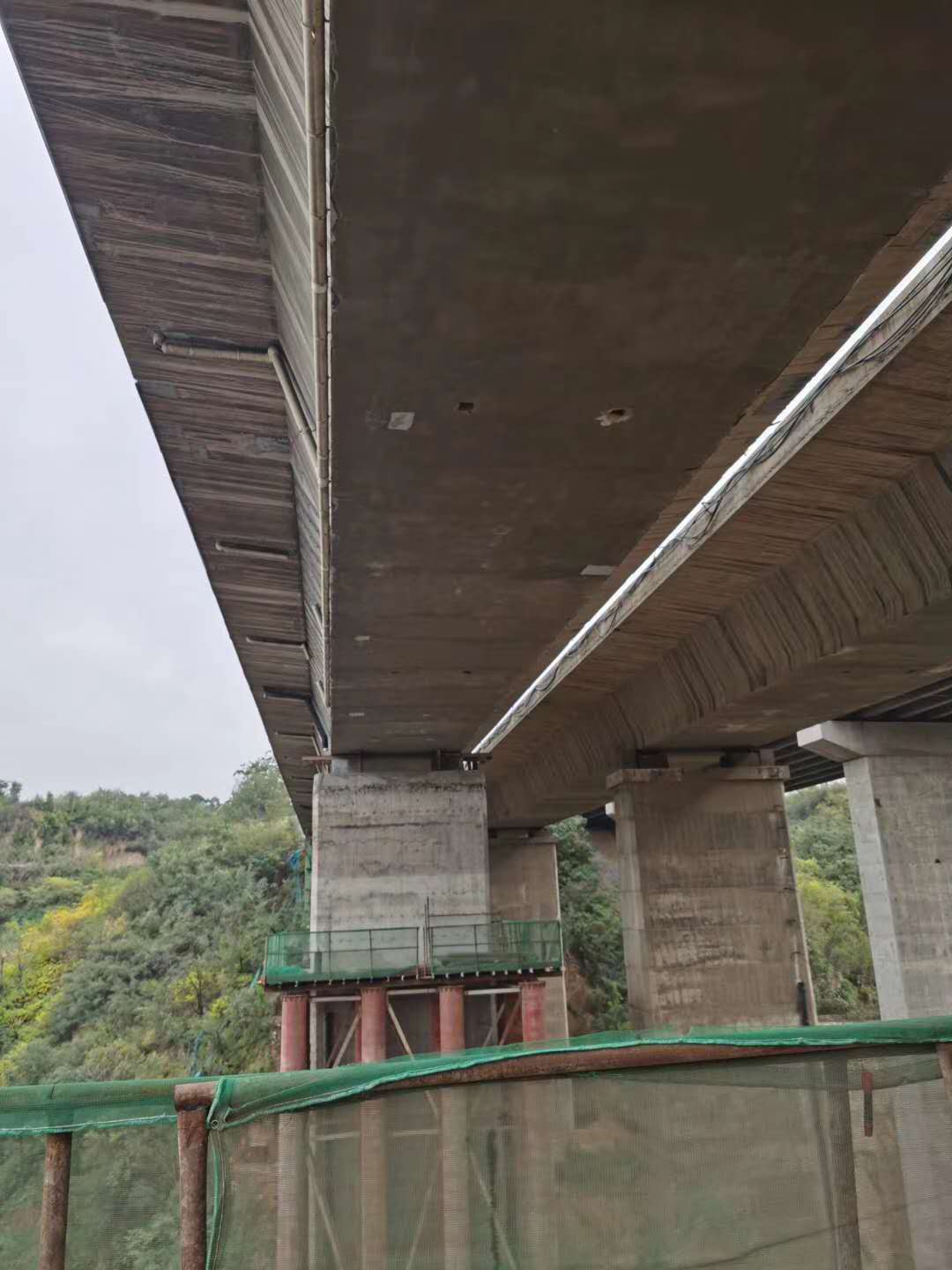 梨树桥梁加固前制定可行设计方案图并用对施工方法